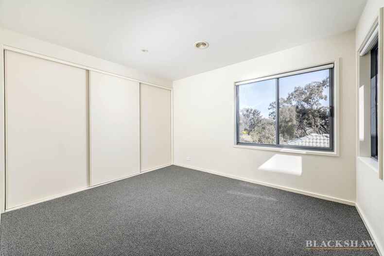 15 Lobelia Close Jerrabomberra