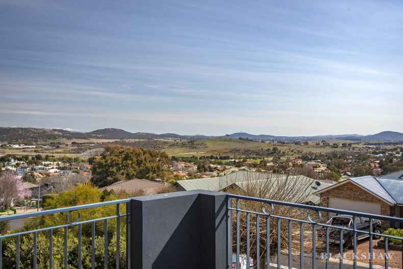 15 Lobelia Close Jerrabomberra