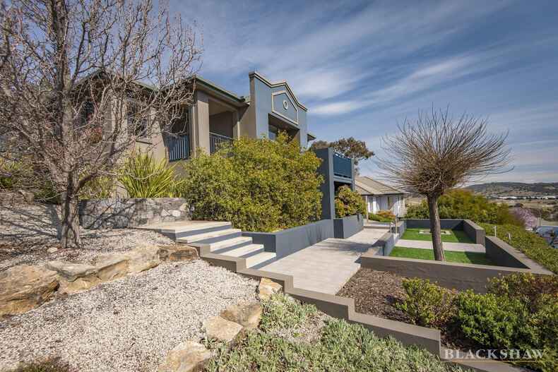 15 Lobelia Close Jerrabomberra