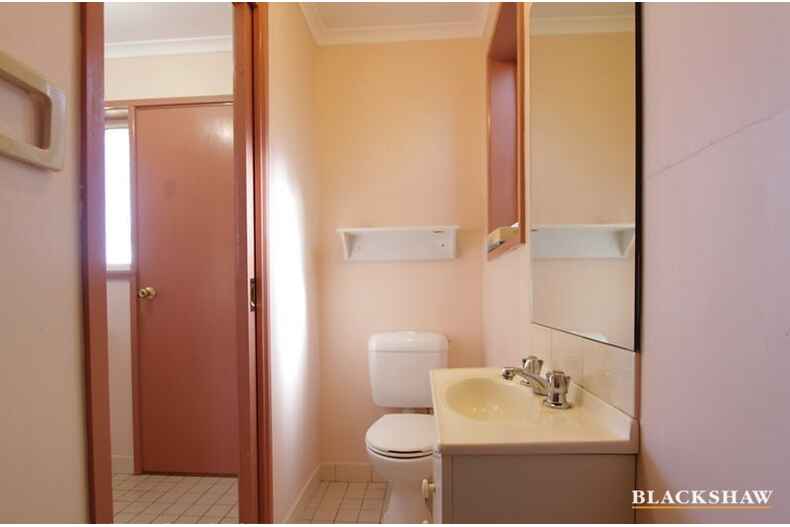 1/2 Ernest Street Queanbeyan 1/2 Ernest Street Queanbeyan