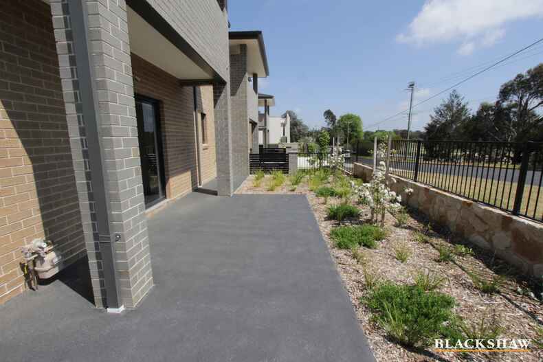 1/1 Ross Road Queanbeyan 1/1 Ross Road Queanbeyan