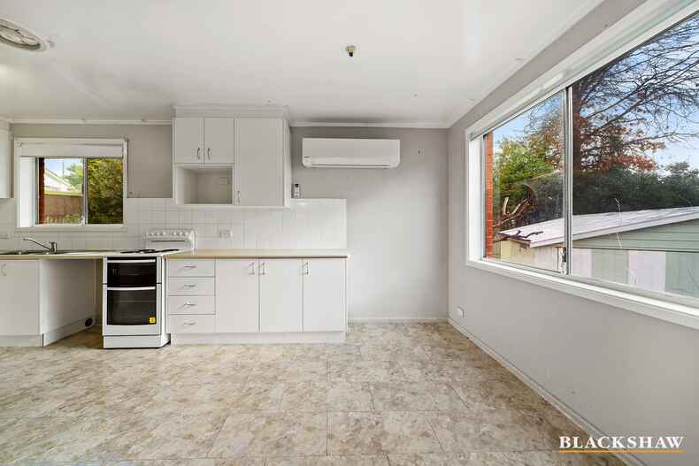 4 Bennelong Crescent Macquarie 4 Bennelong Crescent Macquarie