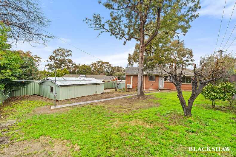 4 Bennelong Crescent Macquarie 4 Bennelong Crescent Macquarie