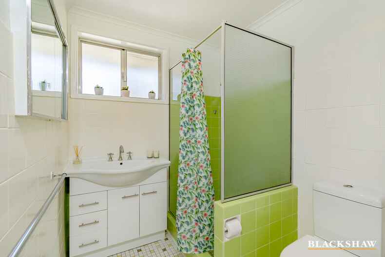 11a Newbery Crescent Page