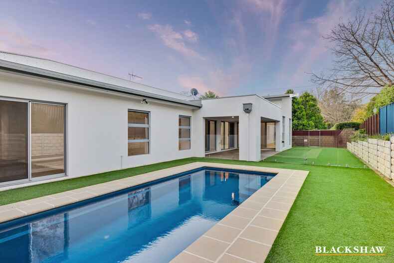 6 Gilmore Crescent Garran 6 Gilmore Crescent Garran