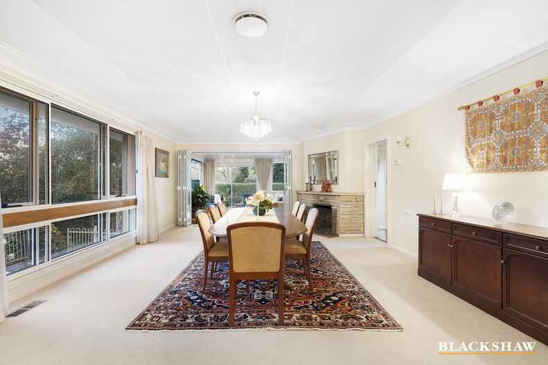 9 Daly Street Deakin