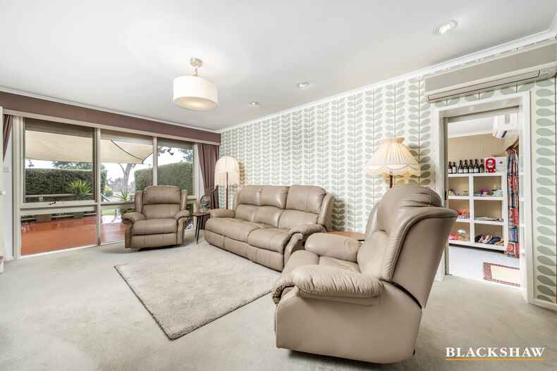 285 Hindmarsh Drive Rivett 285 Hindmarsh Drive Rivett