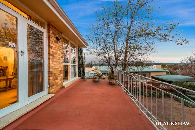 6 Mosman Place Narrabundah