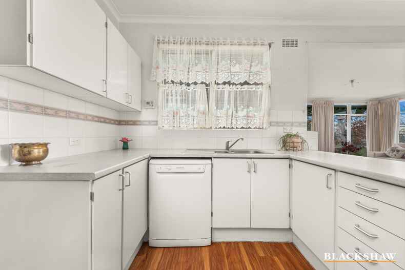 6 Mosman Place Narrabundah