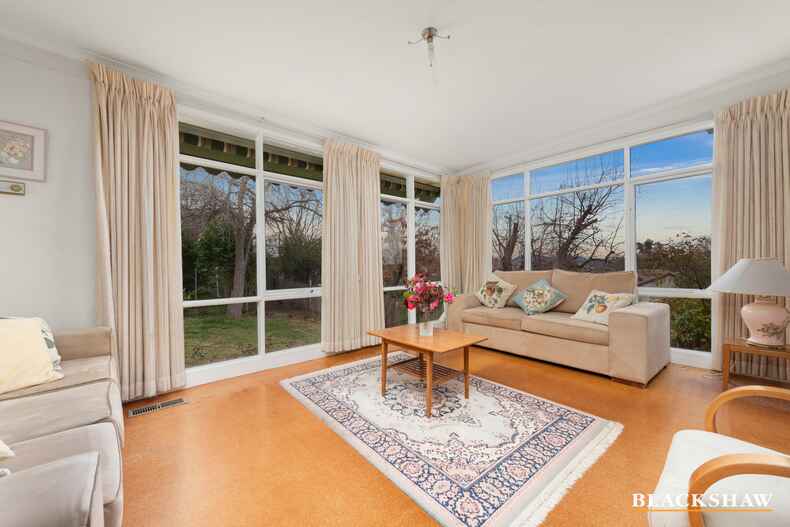 6 Mosman Place Narrabundah