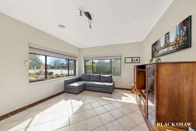 72 Vanzetti Crescent Kambah 72 Vanzetti Crescent Kambah