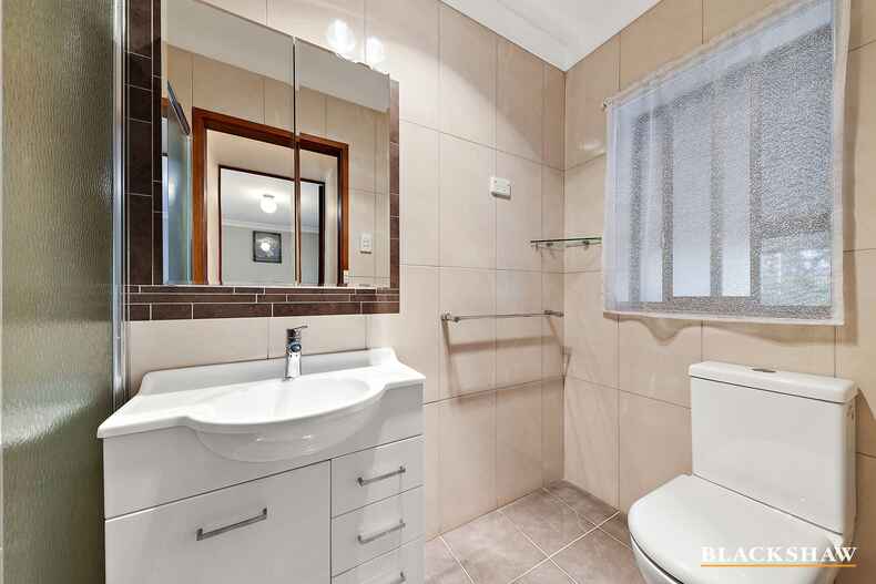 72 Vanzetti Crescent Kambah 72 Vanzetti Crescent Kambah