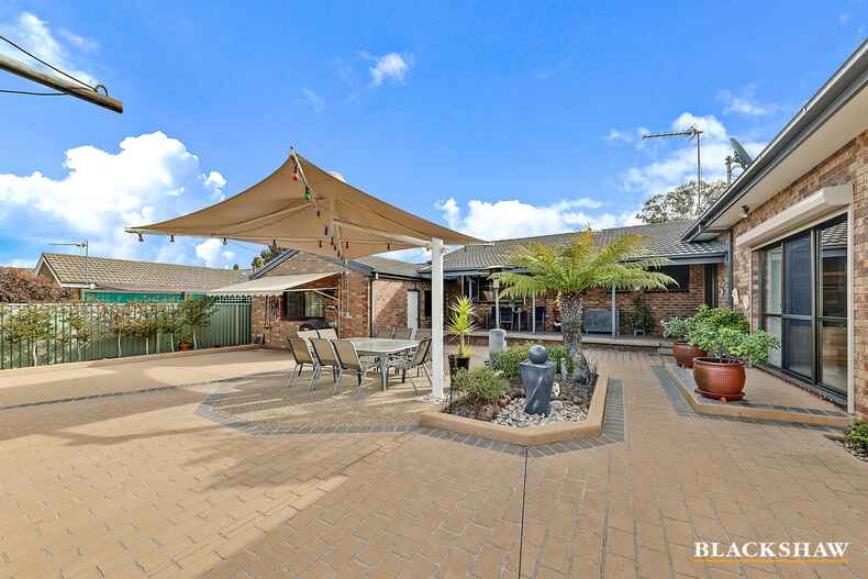 72 Vanzetti Crescent Kambah 72 Vanzetti Crescent Kambah