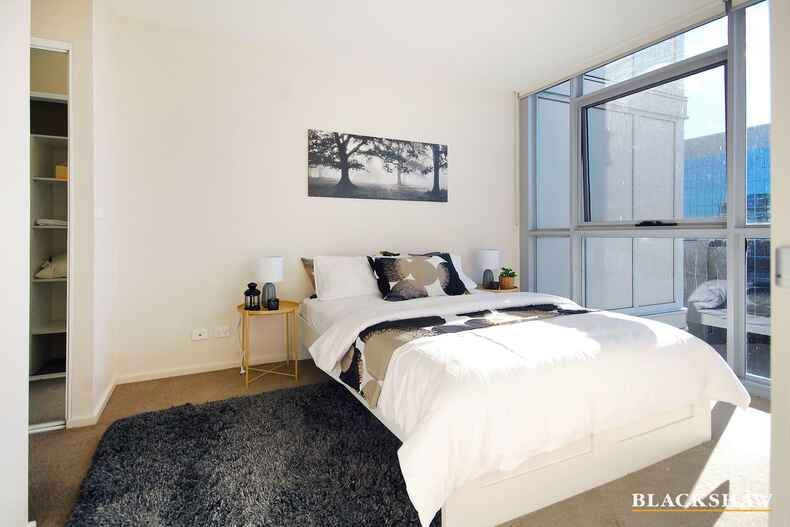 62/3 London Circuit City 62/3 London Circuit City