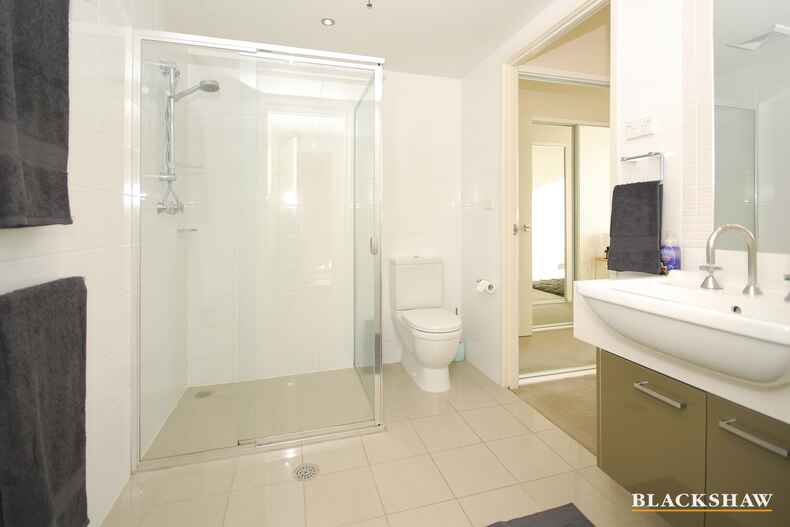 62/3 London Circuit City 62/3 London Circuit City