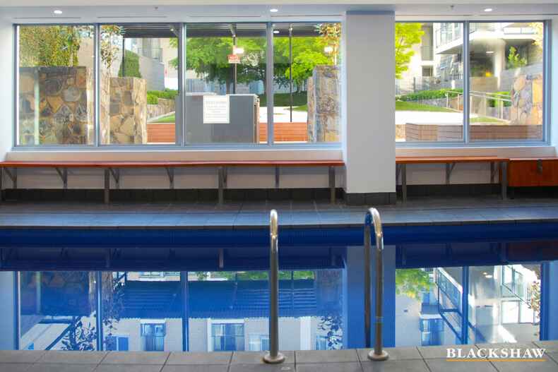 62/3 London Circuit City 62/3 London Circuit City