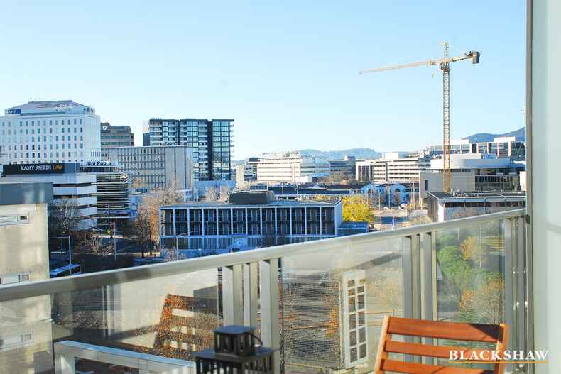 62/3 London Circuit City 62/3 London Circuit City