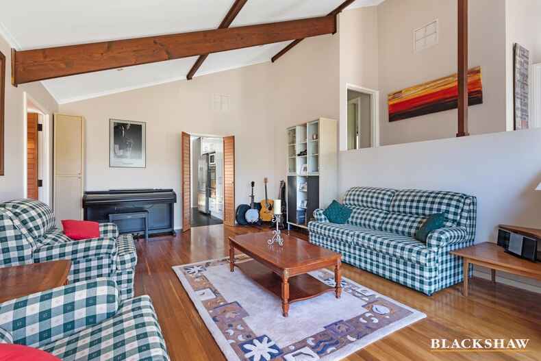 75 Shackleton Circuit Mawson