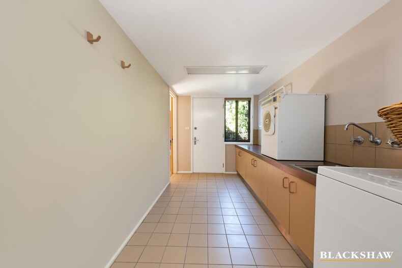 75 Shackleton Circuit Mawson