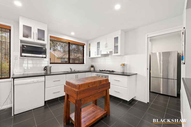 11 Mcgowen Close Spence