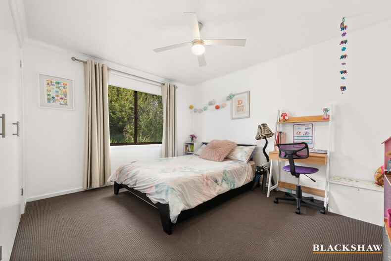 11 Mcgowen Close Spence