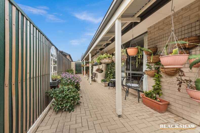 9 Bryan Hudson Street Macgregor 9 Bryan Hudson Street Macgregor