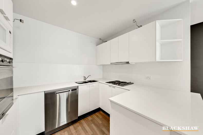 141/8 Jardine Street Kingston 141/8 Jardine Street Kingston