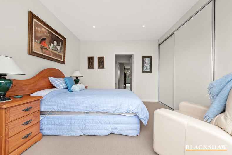 18/28 Canberra Avenue Forrest 18/28 Canberra Avenue Forrest