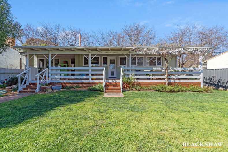 6 Leycester Place Charnwood 6 Leycester Place Charnwood