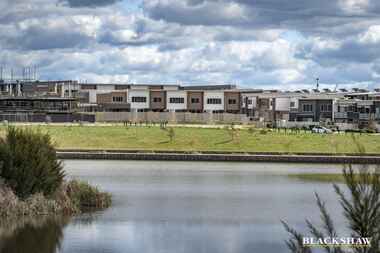 31/40 Pearlman Street Coombs