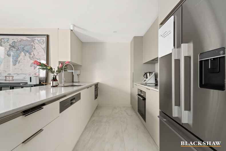 22/22 Canberra Avenue Forrest