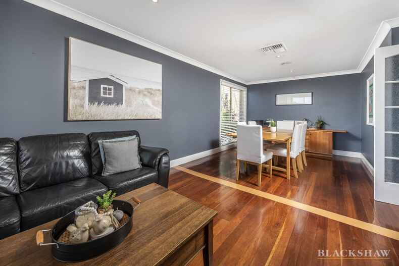 22 Mackerras Crescent Theodore 22 Mackerras Crescent Theodore
