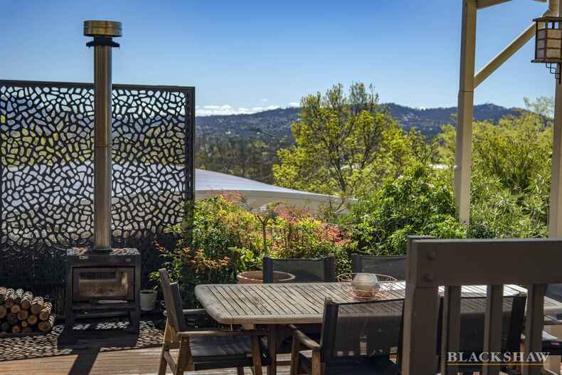 22 Mackerras Crescent Theodore 22 Mackerras Crescent Theodore