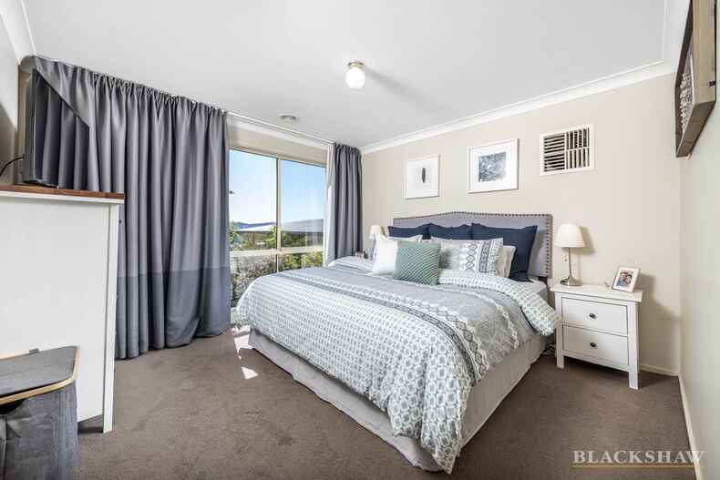 22 Mackerras Crescent Theodore 22 Mackerras Crescent Theodore