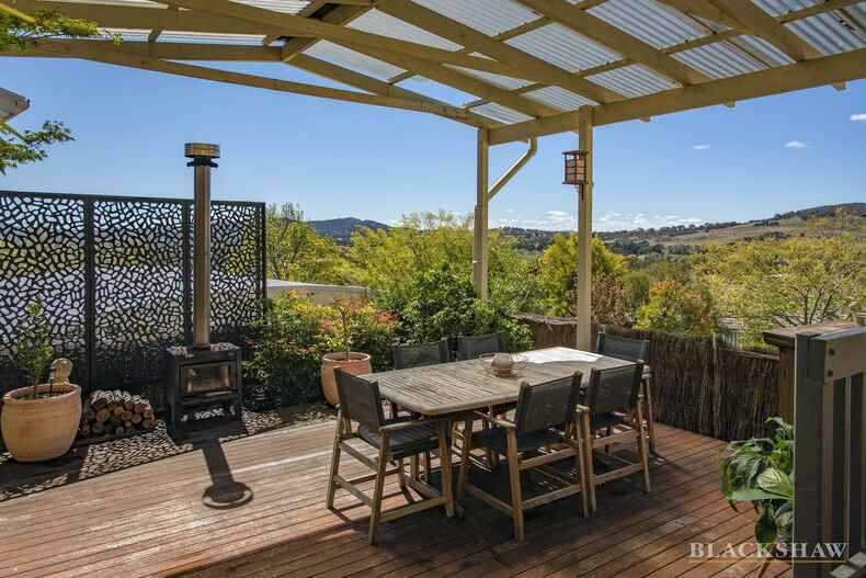 22 Mackerras Crescent Theodore 22 Mackerras Crescent Theodore