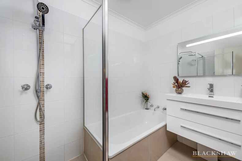 23 Clamp Place Greenway 23 Clamp Place Greenway