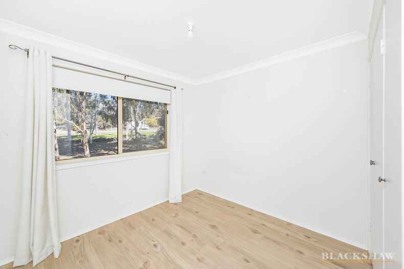 60B/12 Albermarle Place Phillip