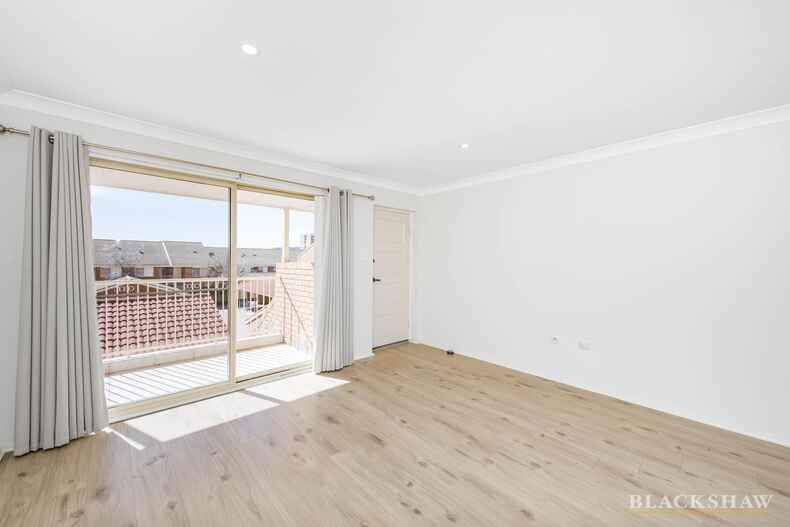 60B/12 Albermarle Place Phillip