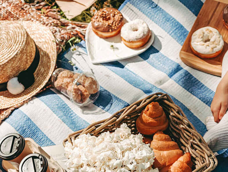Explore Canberra’s best picnic spots this spring