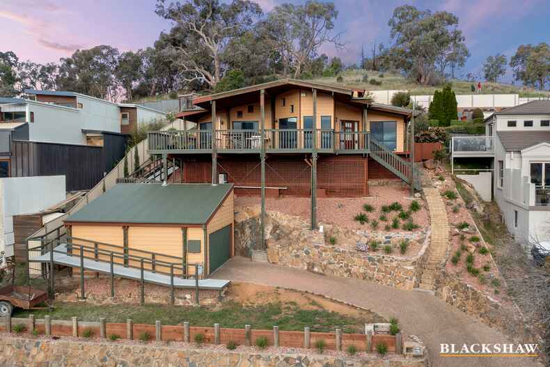 76 O'Connor Circuit Calwell