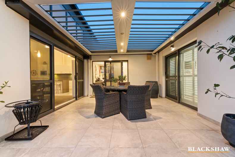 1/12 Gilmore Crescent Garran