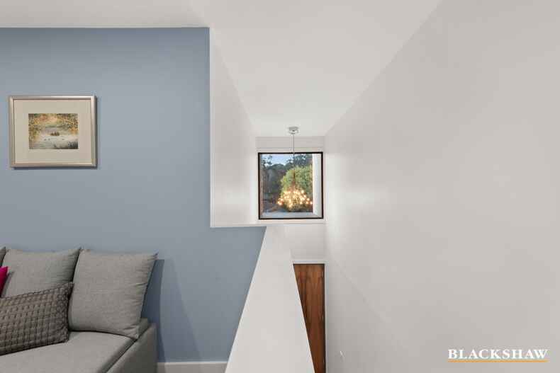 1/12 Gilmore Crescent Garran