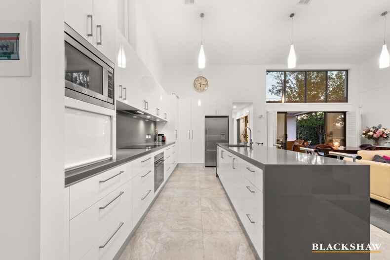 1/12 Gilmore Crescent Garran