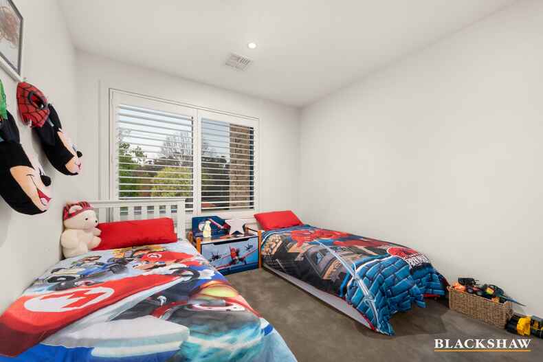 1/12 Gilmore Crescent Garran