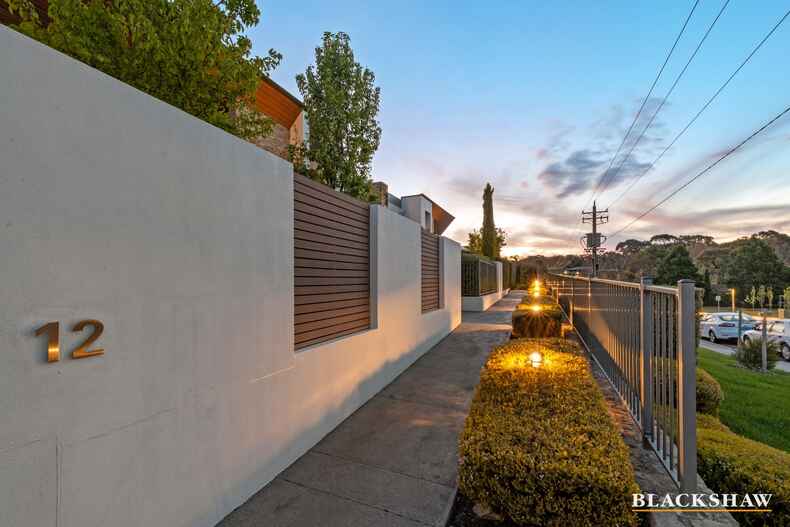 1/12 Gilmore Crescent Garran