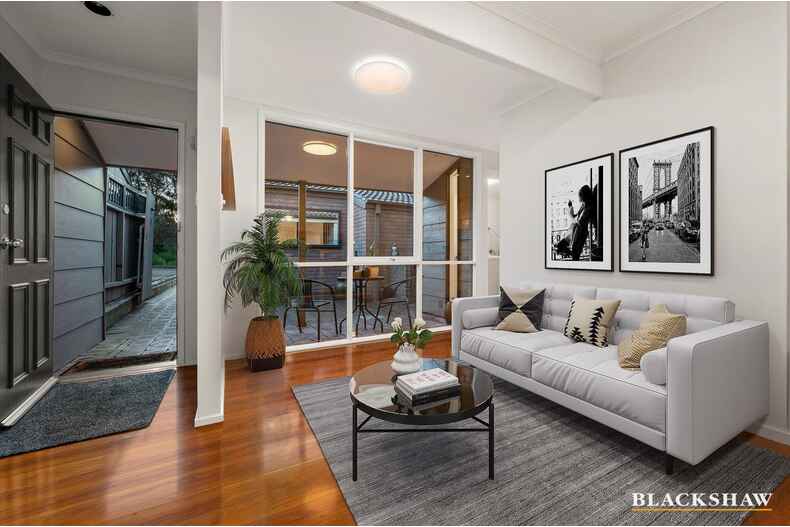 15 English Court Phillip