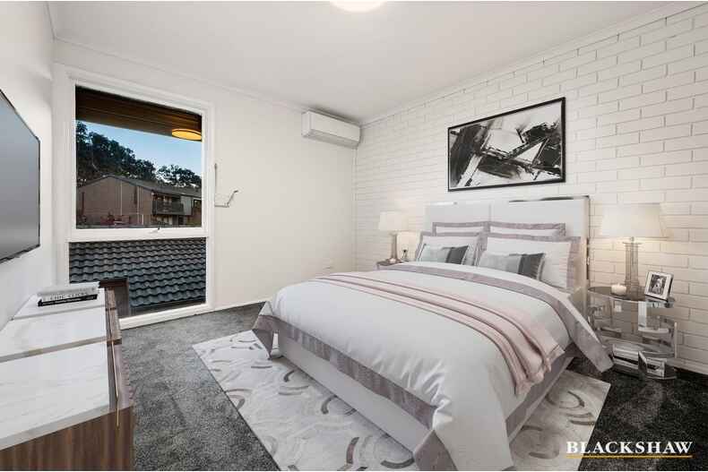 15 English Court Phillip