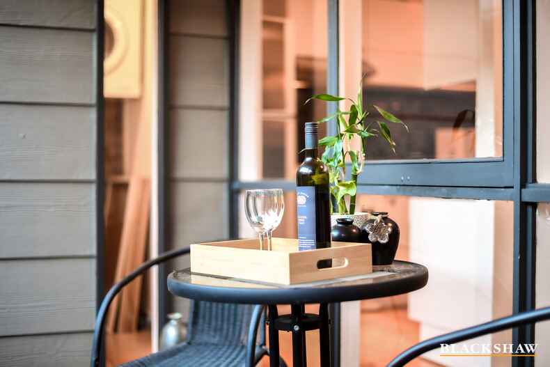 15 English Court Phillip