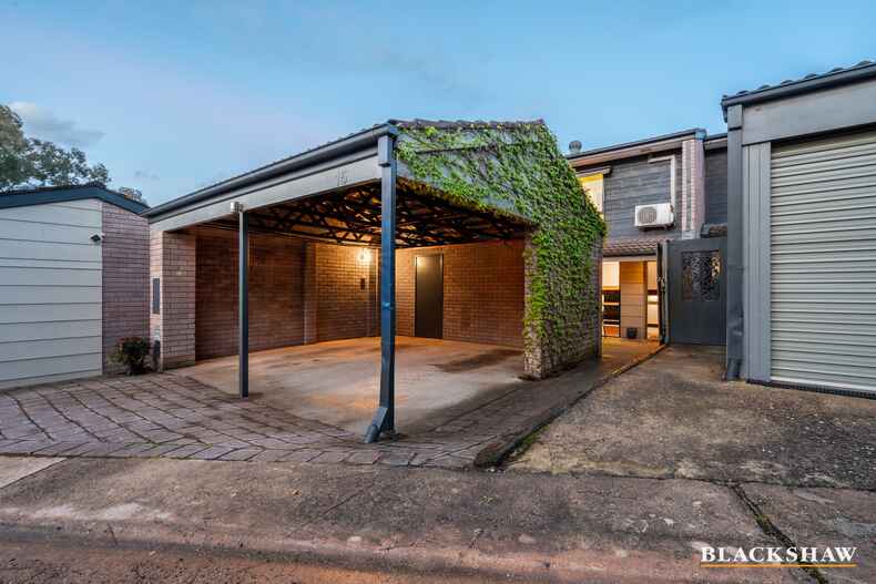 15 English Court Phillip