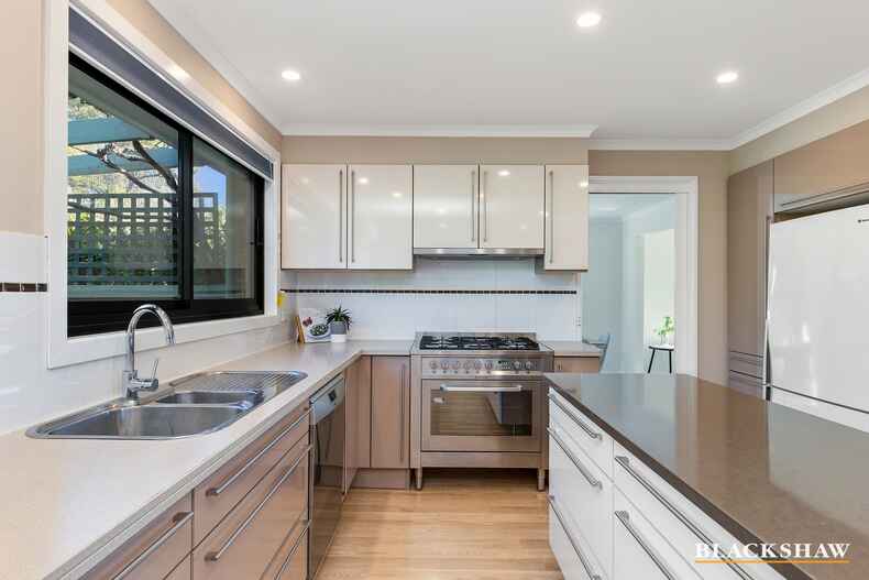 4 Jordon Place Spence 4 Jordon Place Spence